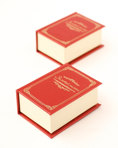 Футляр картонный "ЗОЛОТОЙ РОМАН", 85х115х30мм.