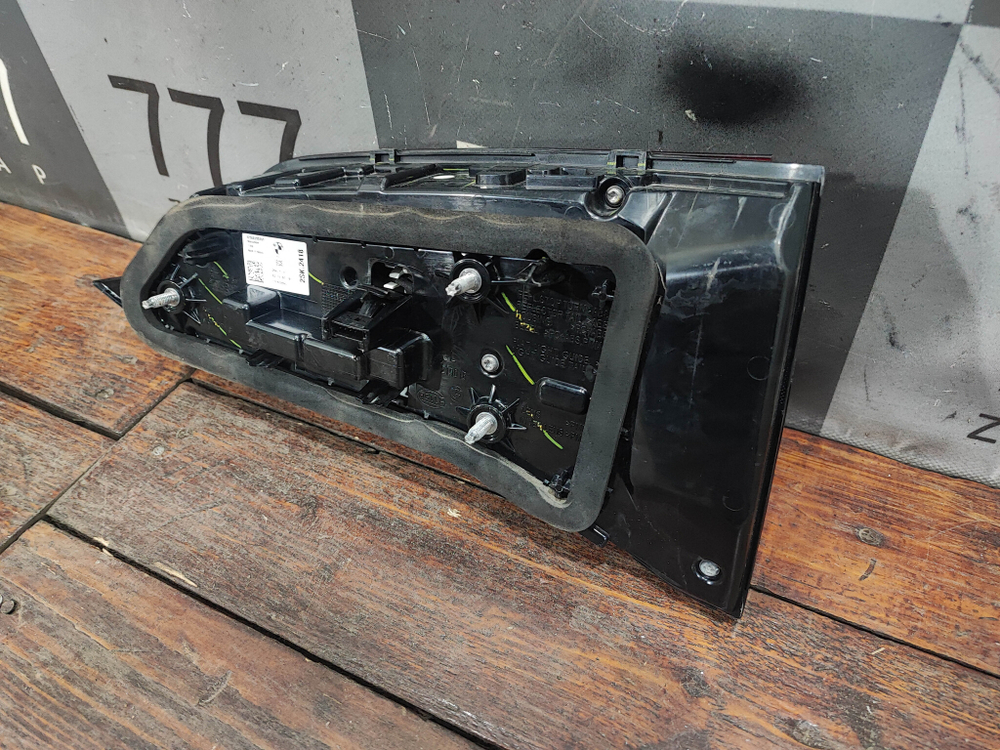 Фонарь задний левый BMW X5 (G05) 18-23 Б/У Оригинал 63215A0DB05