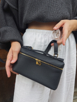 Loro Piana Extra Pocket