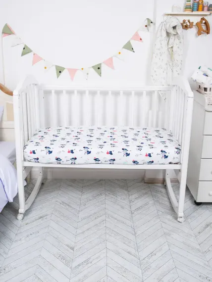 Простынь на резинке в кроватку Baby Nice Кот в сапогах 60х120 бязь