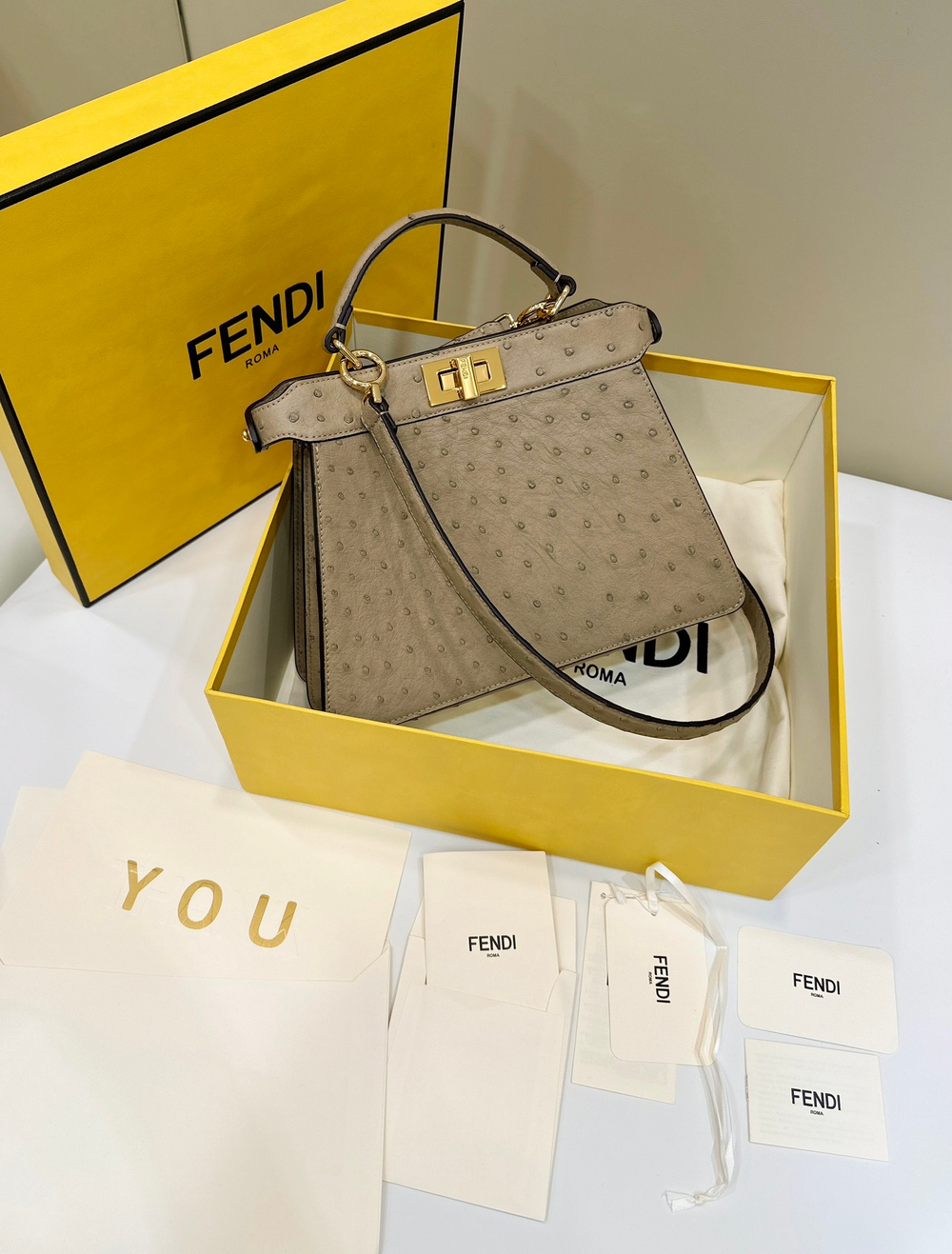 Fendi Peekaboo ISeeU Small 27 cm