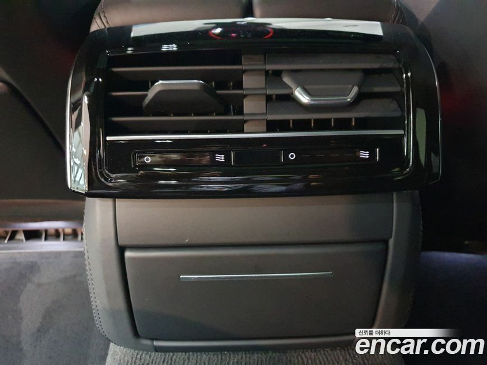 Audi A8 (D5) 55 TFSI Quattro LWB (12.2022)