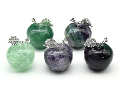 Яблочко из флюорита, листик серебристый 28*35 мм.