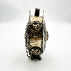 Малая богато декорированная пороховница. Посеребрение, латунь. Балканы, XIX в.