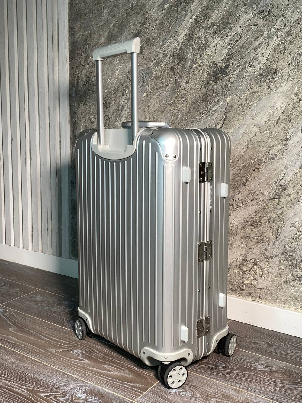 Чемодан Rimowa