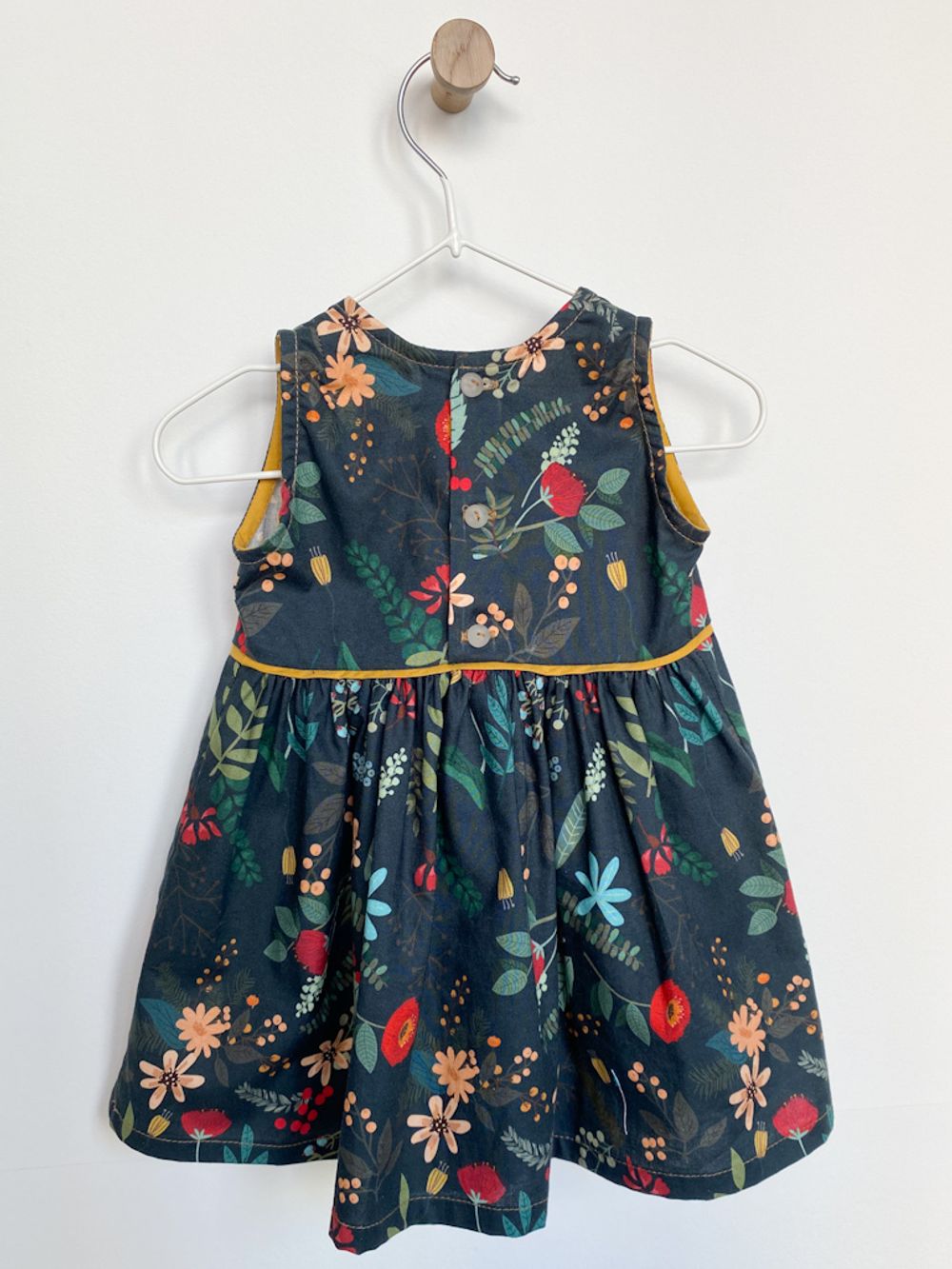 Новое хлопковое платье Avecuneame, 74