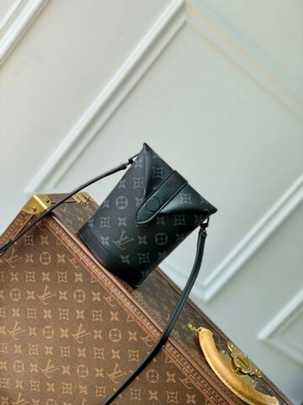 Louis Vuitton Envelope Pouch