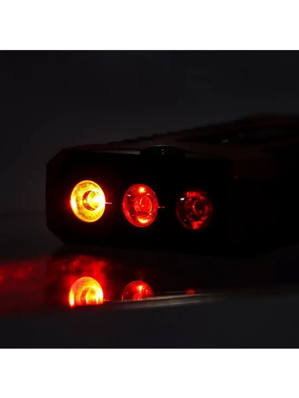 Пуско-зарядное устройство 6000 мАч, 3 LED, 4USB, DC 12V