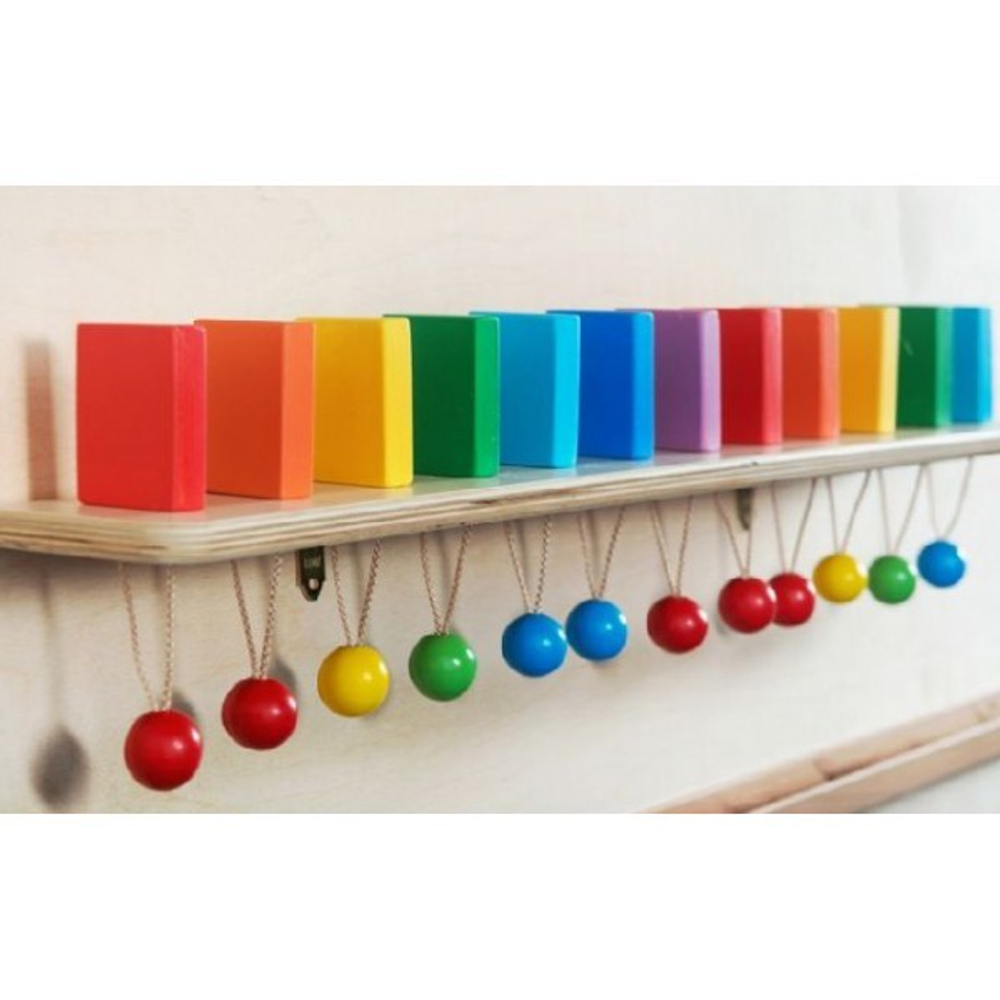 Тактильно-развивающая панель Разноцветное домино - настенный модуль, 12 домино