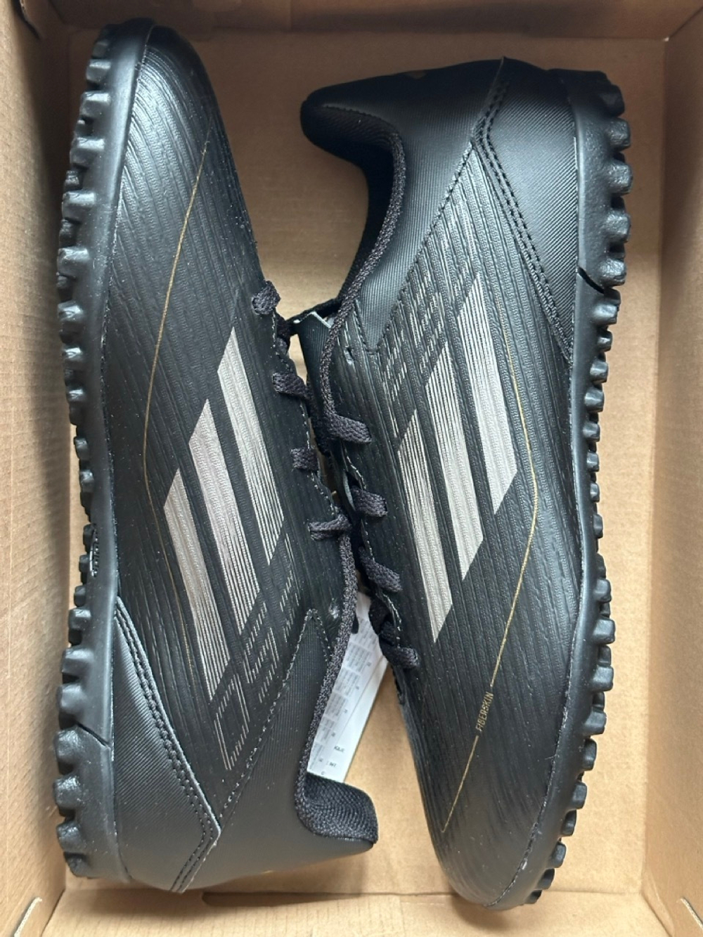 Сороконожки adidas F50 Club TF - размер 40 2/3 FR