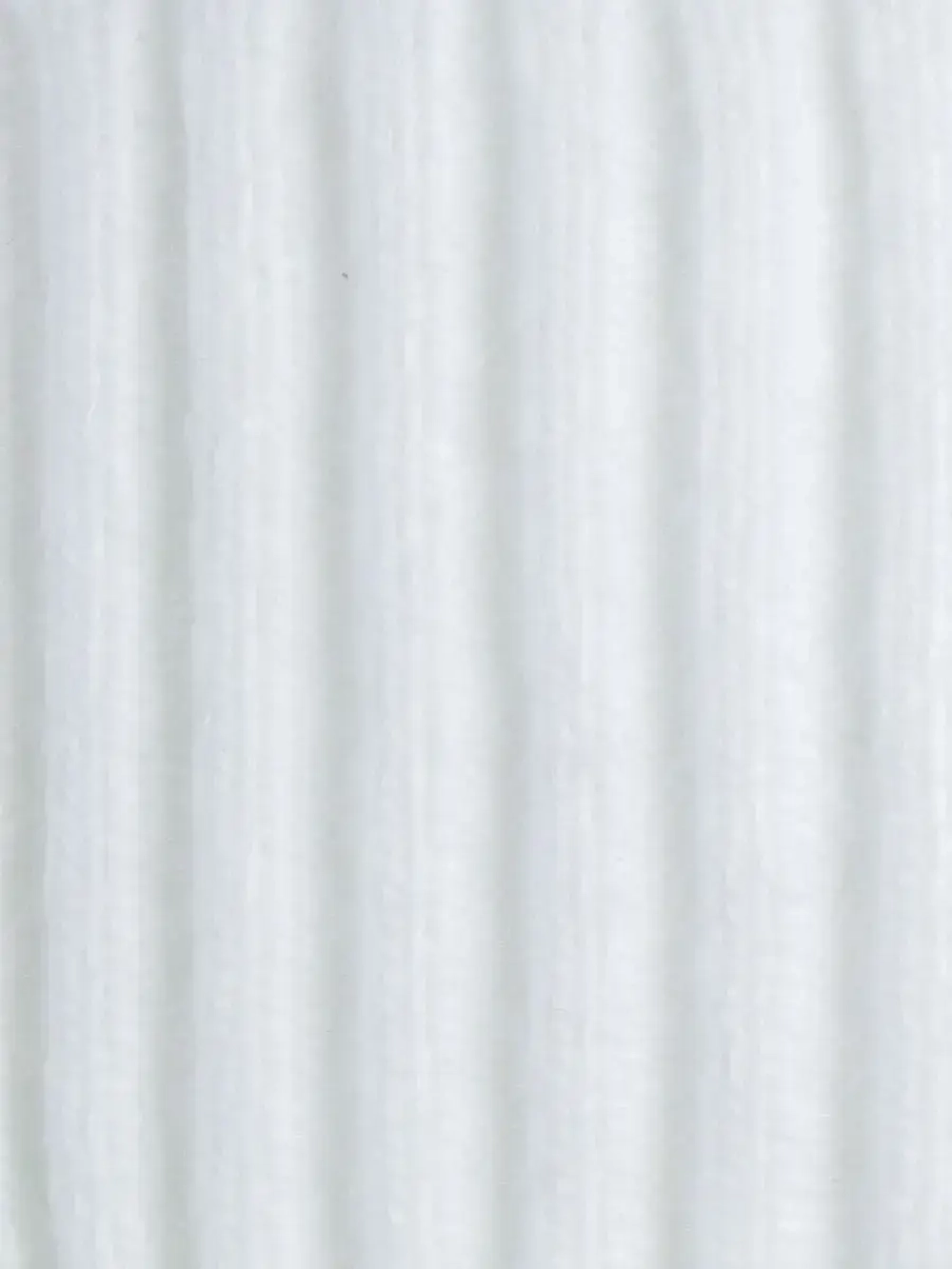 Шапка зимняя для девочки со снудом и митенками