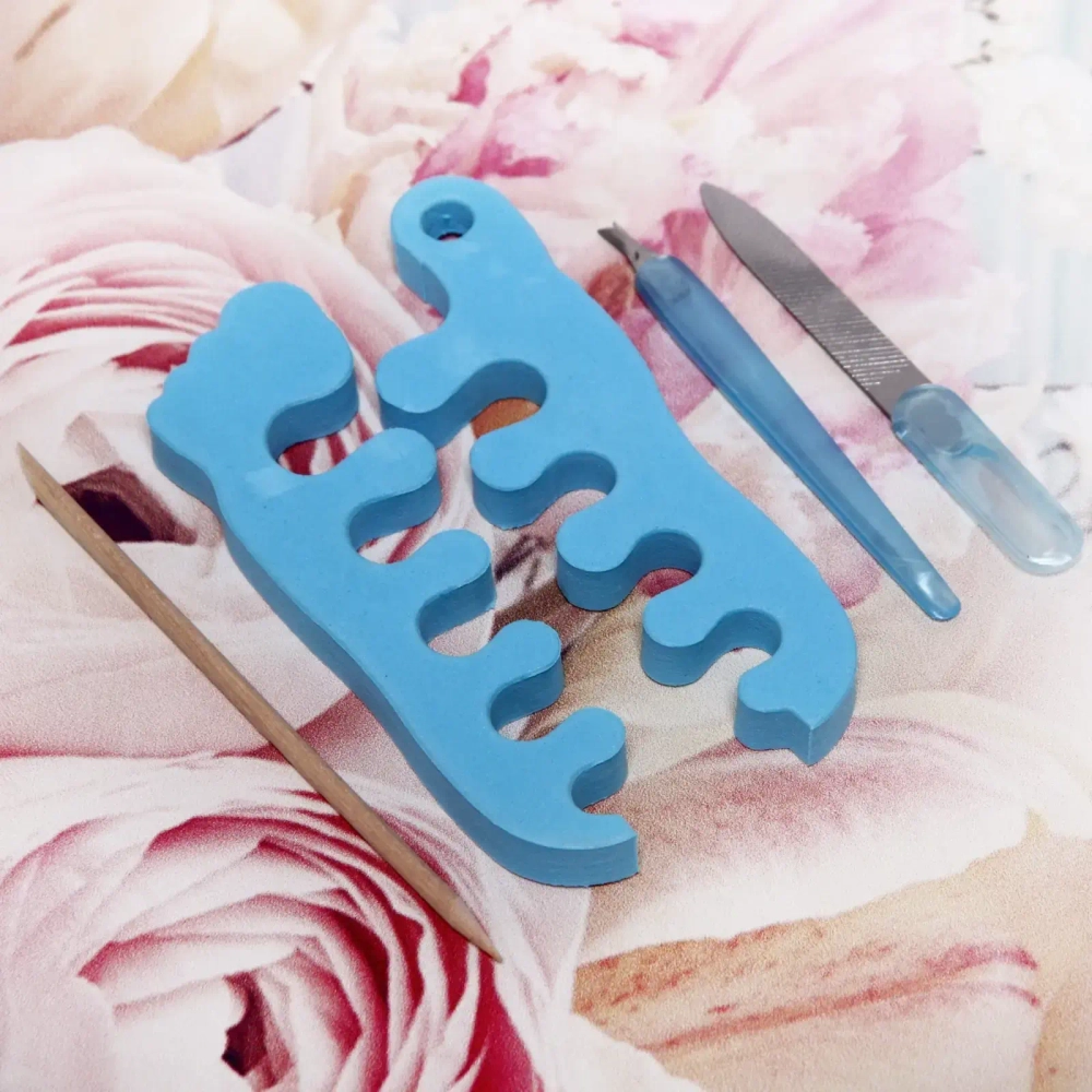 Набор для педикюра в косметичке 5шт «Сет», цвет микс, (пилка, триммер, палочка и разд-ли),10,5*16см