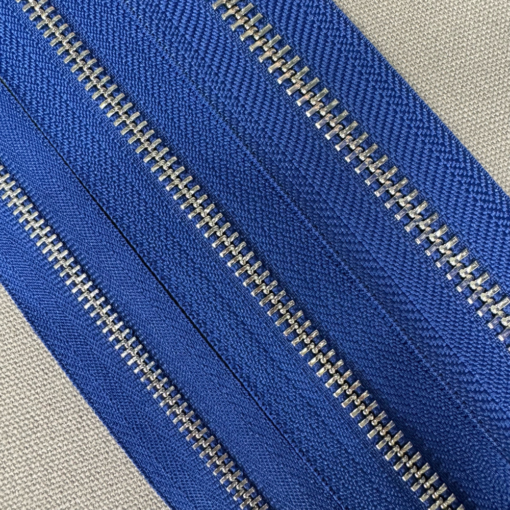 Молния YKK #5, никель, Япония.