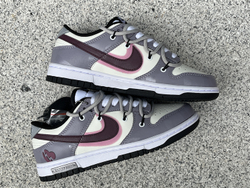 Nike SB Dunk Low