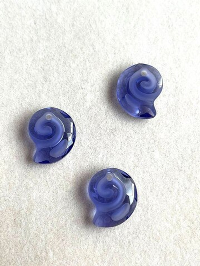 6731-tn Кристалл "Ракушка" 14мм tanzanite фиолетовый