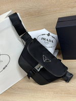 Сумка-мессенджер Prada