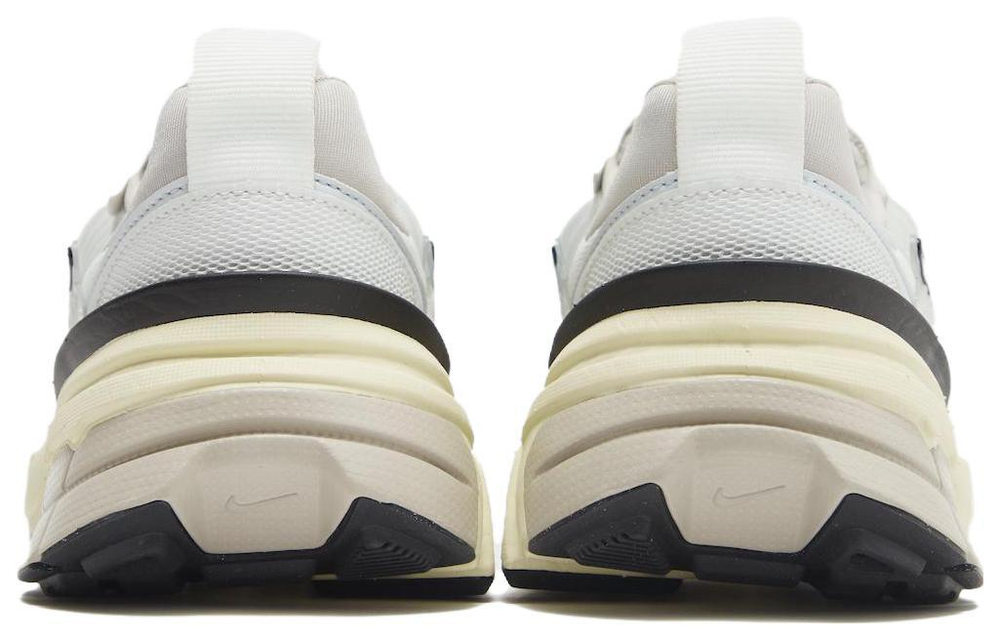 Кроссовки Nike V2K Run Runtekk "Summit White Metallic Silver" (Женская размерная сетка)