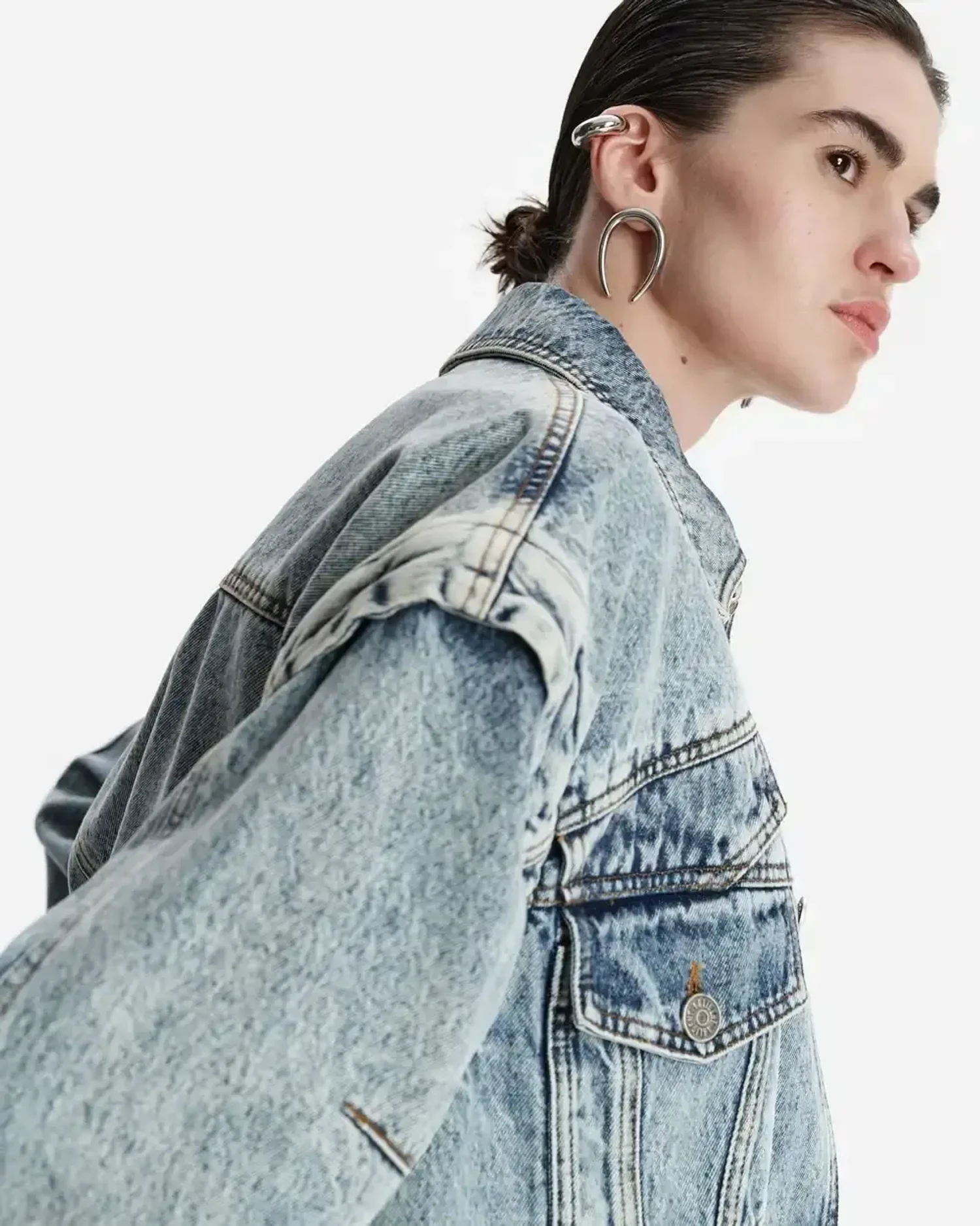 Куртка-трансформер из синего денима