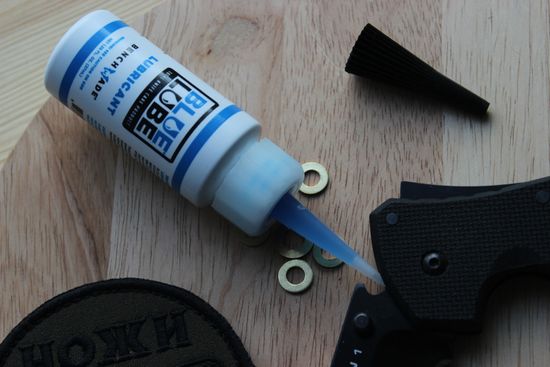 Масло Benchmade 983900F Bluelube Lubricant 35 Gr