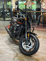 Harley-Davidson Street Rod, 2020 Black