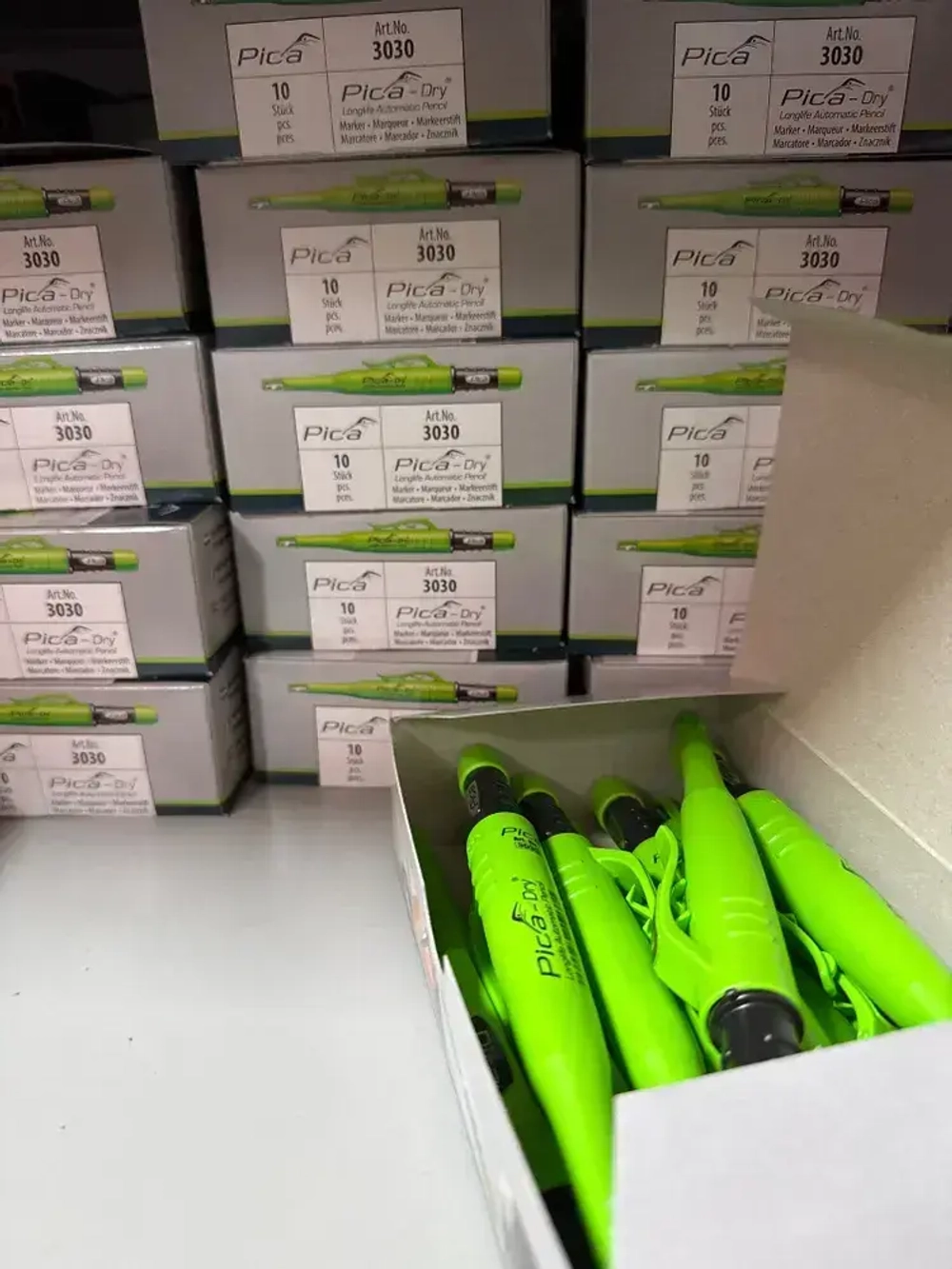 PICA-MARKER 3030 Строительный карандаш автоматический Pica-Dry с круглым грифелем 2,8 мм