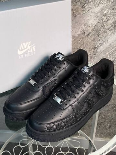 Кроссовки Nike