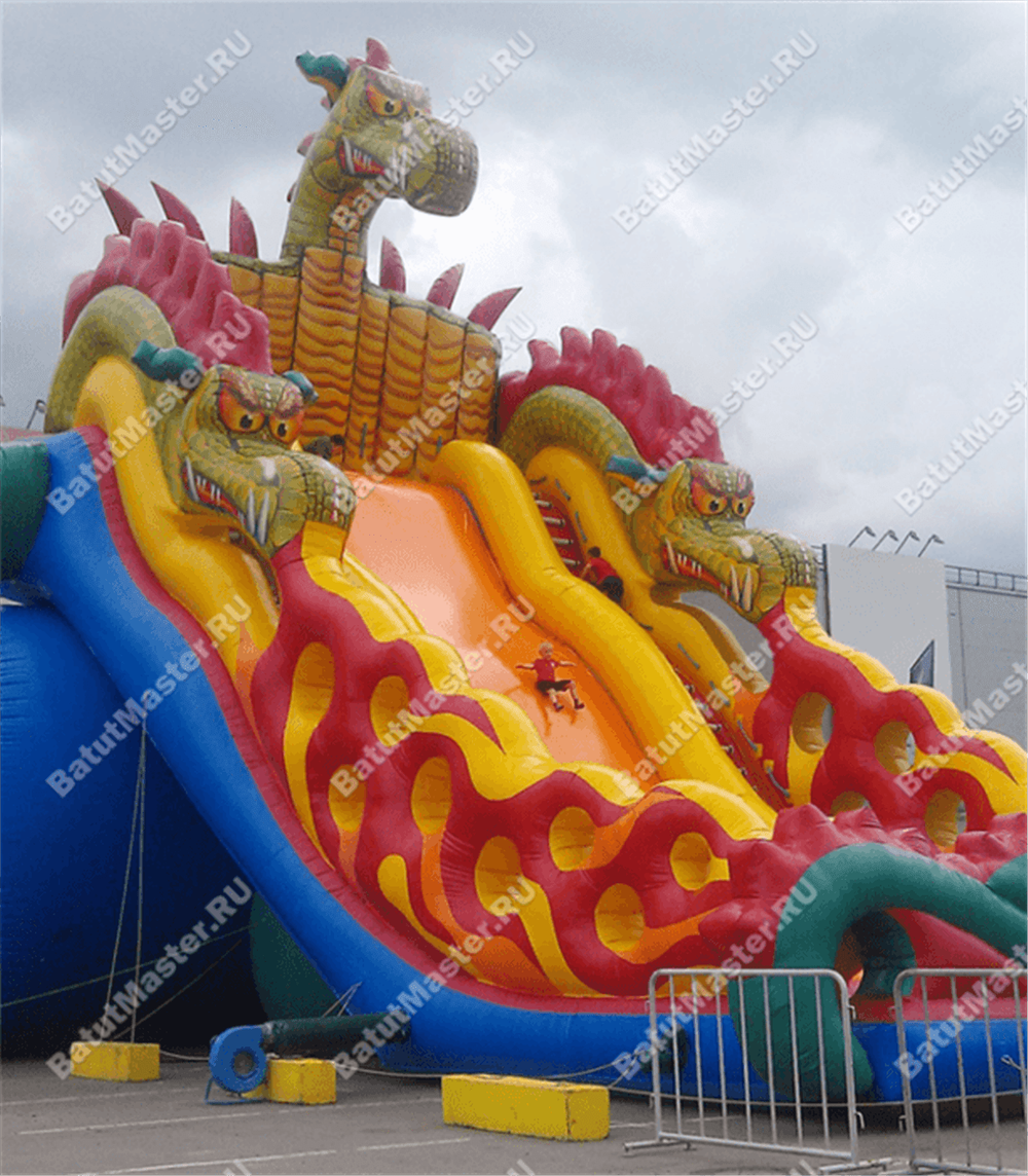 Коммерческий надувной батут "Змей Горыныч 2" 11*6*8,5 м