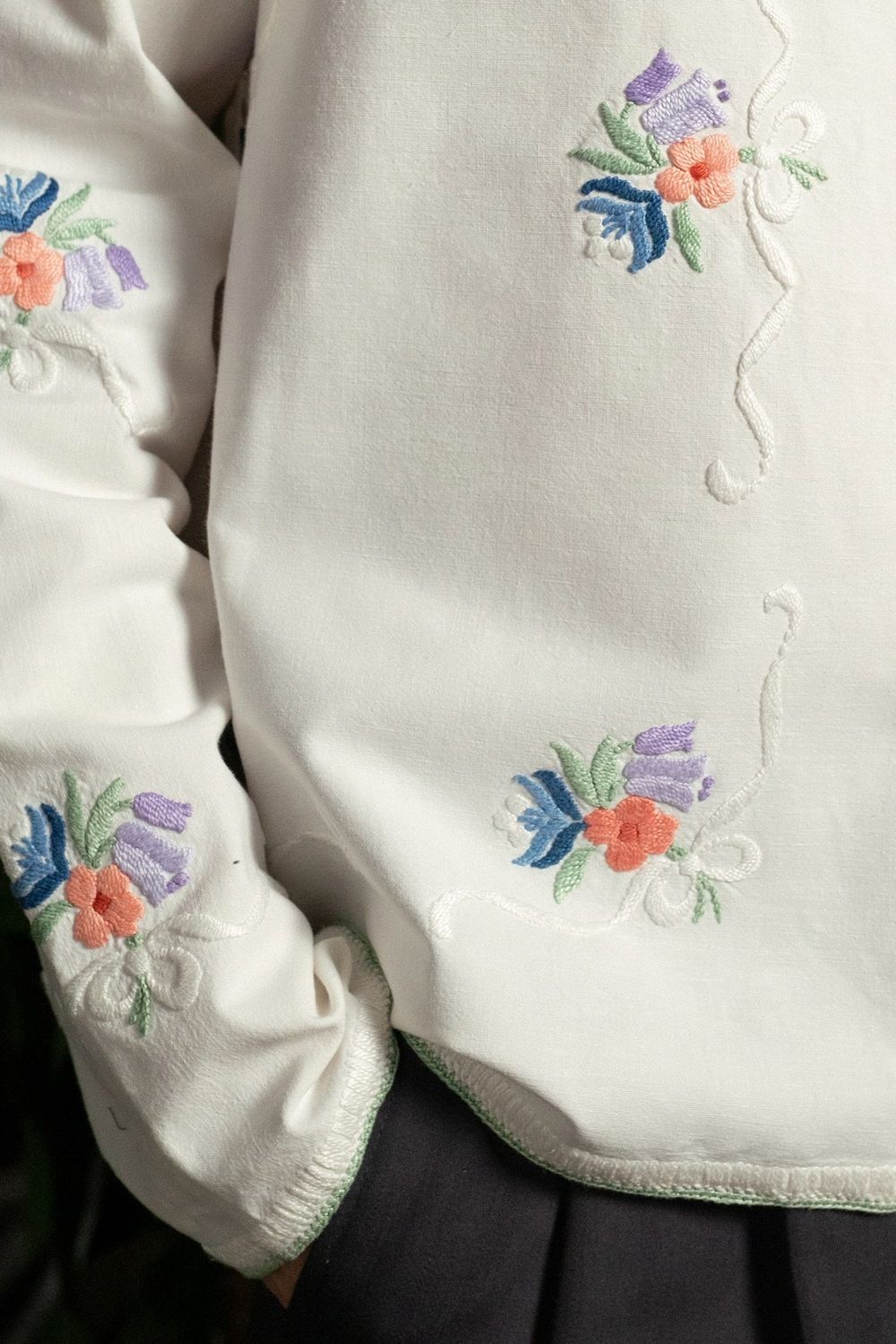 Рубашка Soeurs со Светло-Зеленым Краем / Light Green Hem Long Sleeve белая