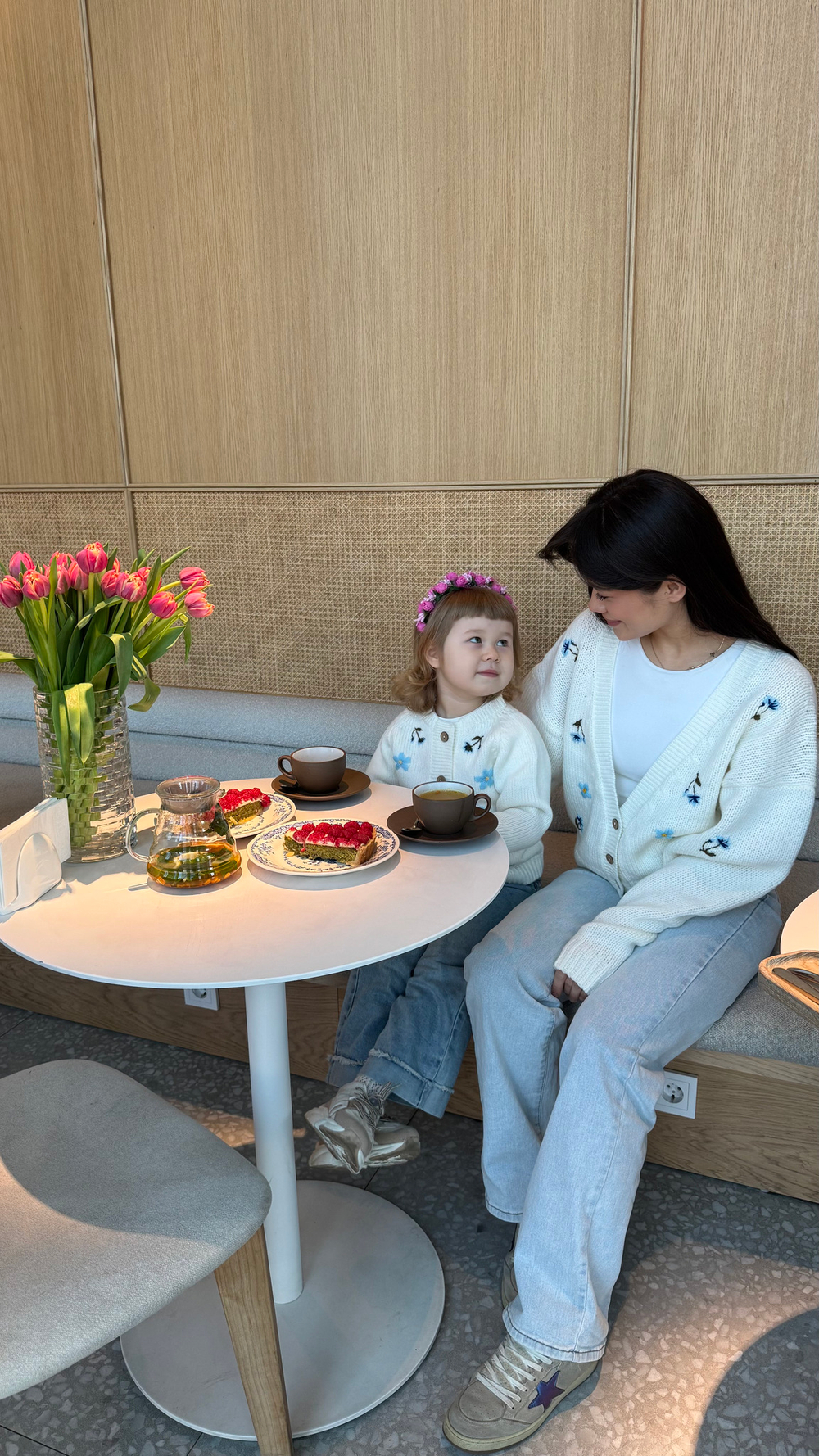 Кардиган с цветами детский