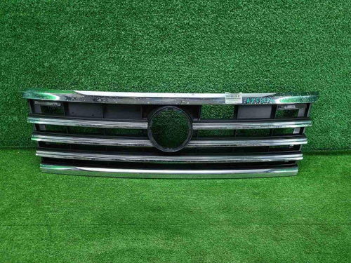 Решетка радиатора VW Touareg 3 (2018-2023)