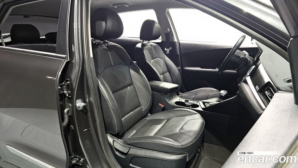 Kia The New Niro 1.6 HEV (12.2021)