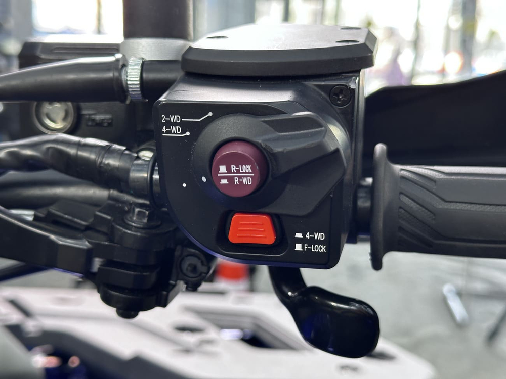 Квадроцикл QJ MOTOR SFA 700