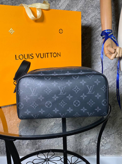 Несессер Louis Vuitton