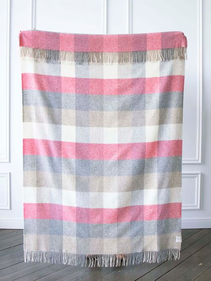 Плед PALANGA 7-05 из шерсти монгольских ягнят AVINAMAS