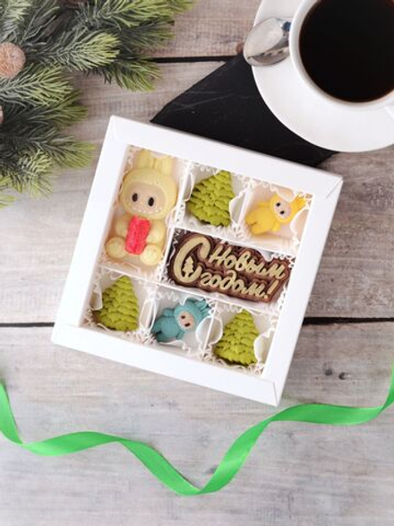 Подарочный набор "Лабубу" / Шоколадные конфеты ручной работы на Новый год