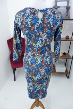 Платье Oodji из вискозы трикотажное 44 размер