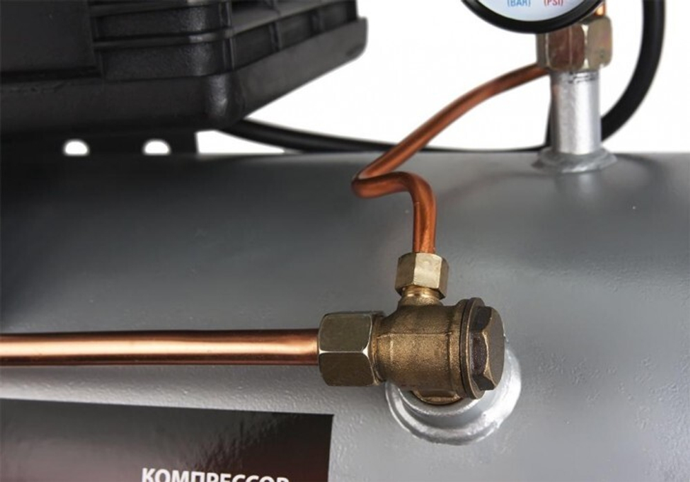 Компрессор поршневой QUATTRO ELEMENTI VENTO-24 770-247