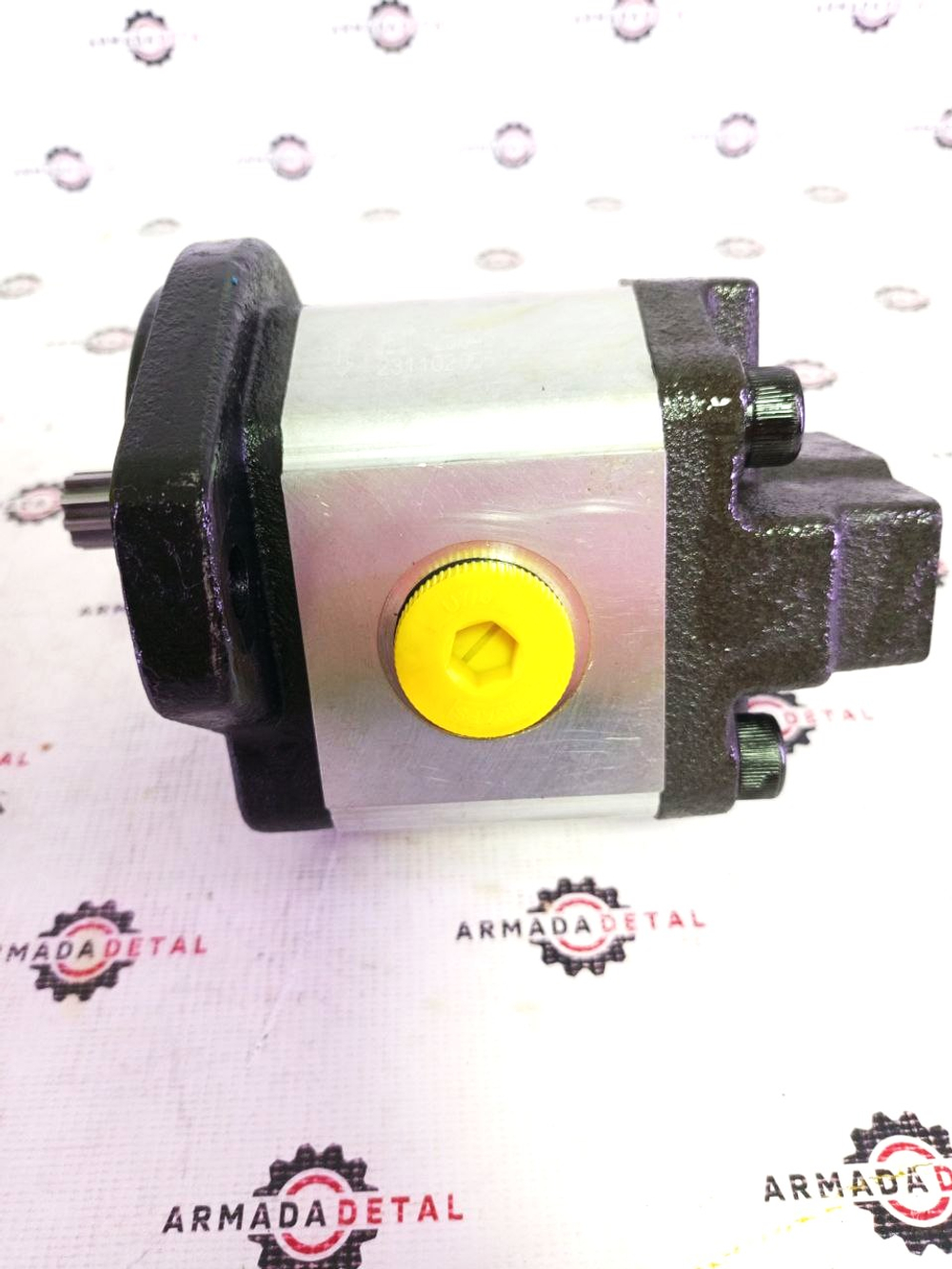 Насос гидравлический | VOE11709730 | ARM