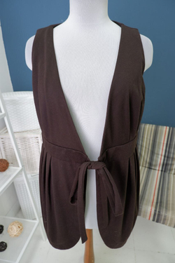 Жилетка удлиненная 44 размер