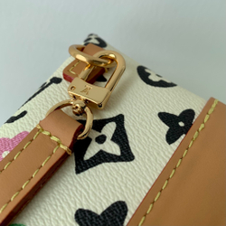 Louis Vuitton Envelope Pouch
