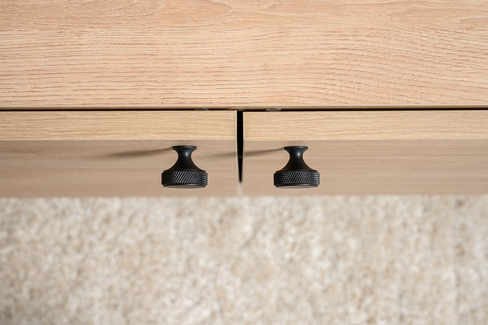 Комод Брюс 16.233, Battle rock FSC Santiago,Черный, Кварц Блэк