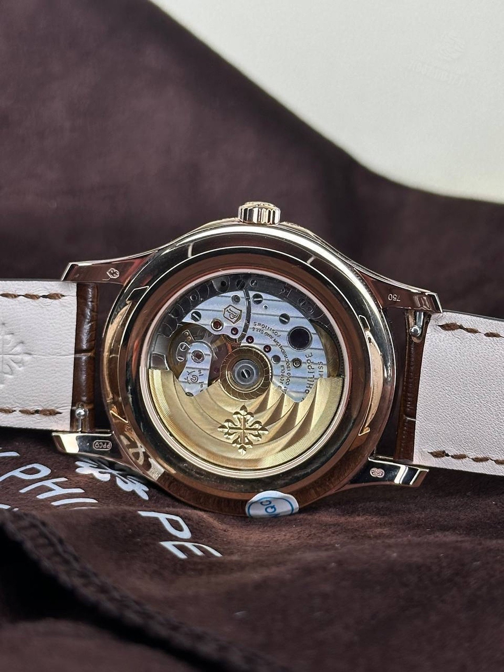 Часы Patek Philippe Complicated Watches 5205