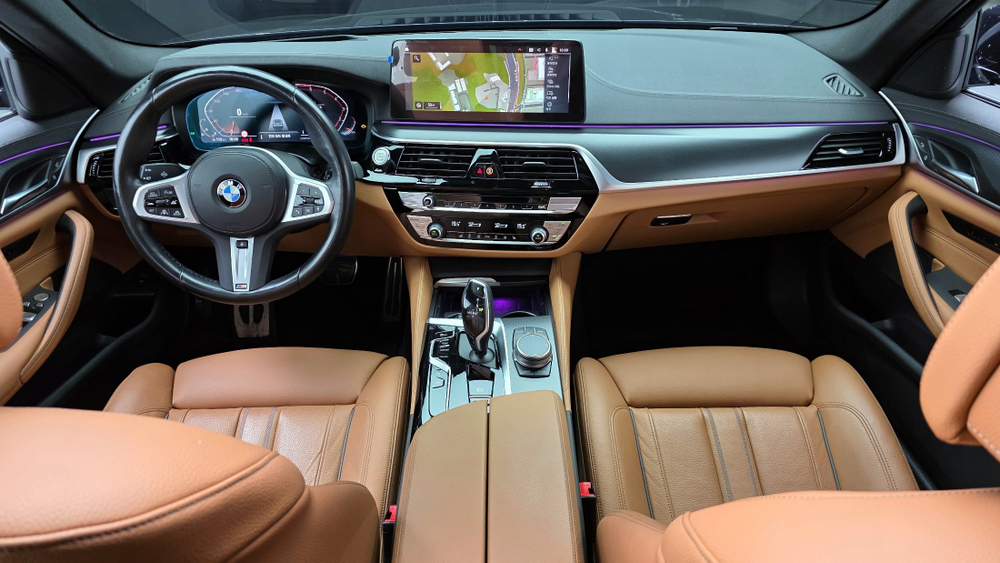 BMW 5 серии (G30) 520i M Sport