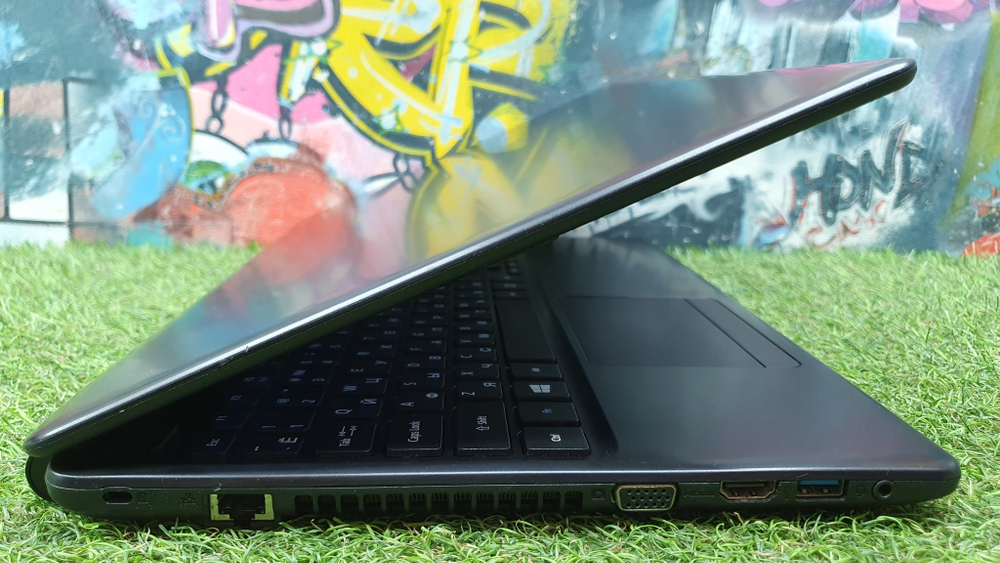 Ноутбук ACER AMD E1/4 Gb/ASPIRE E1-522-12504G1TMNKK/Windows 10