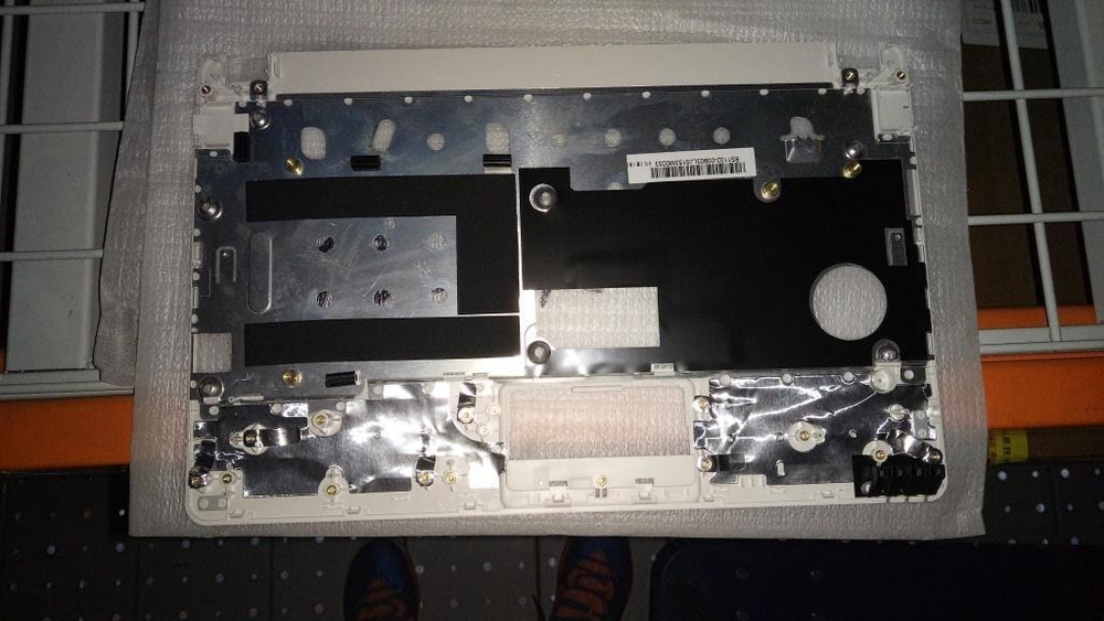 Верхняя часть корпуса (топ-кейс) для ноутбука Lenovo E10-30, белый (90205450), оригинал