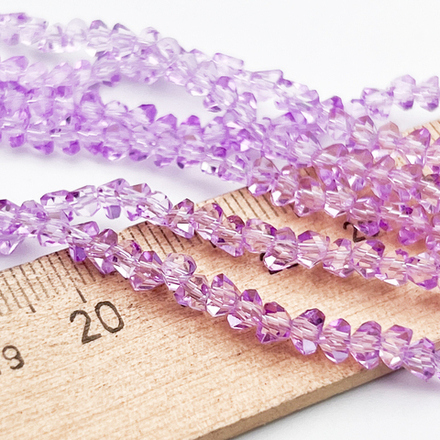 Бусина Треугольник, стекло, цвет сиреневый, размер около 3*4 мм, цена за нить 38 см
