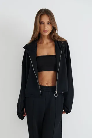 Укороченное худи на молнии черного цвета