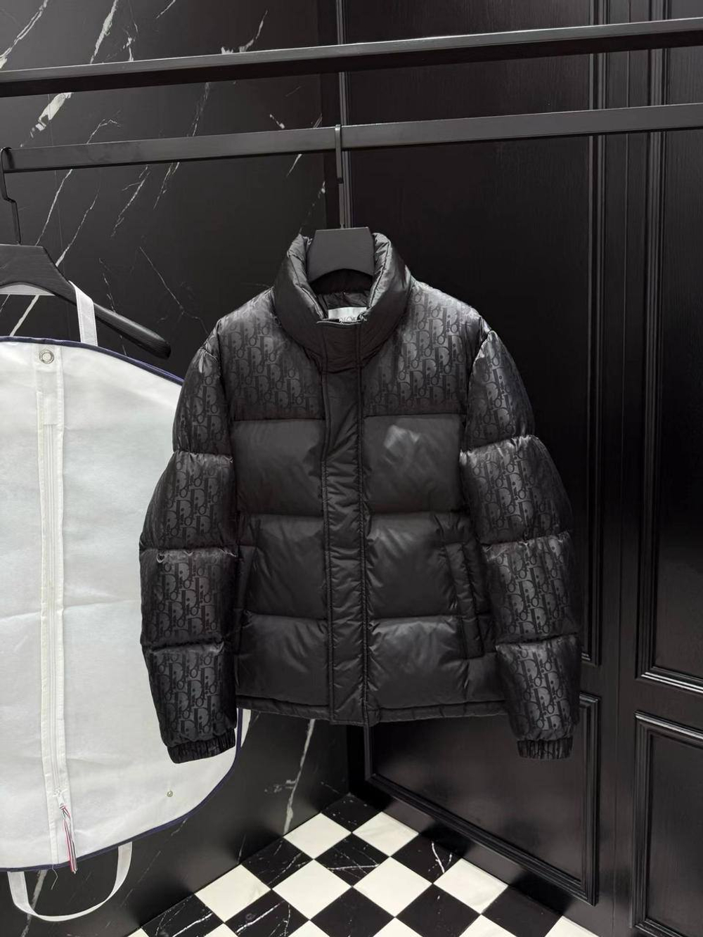 Пуховик Christian Dior