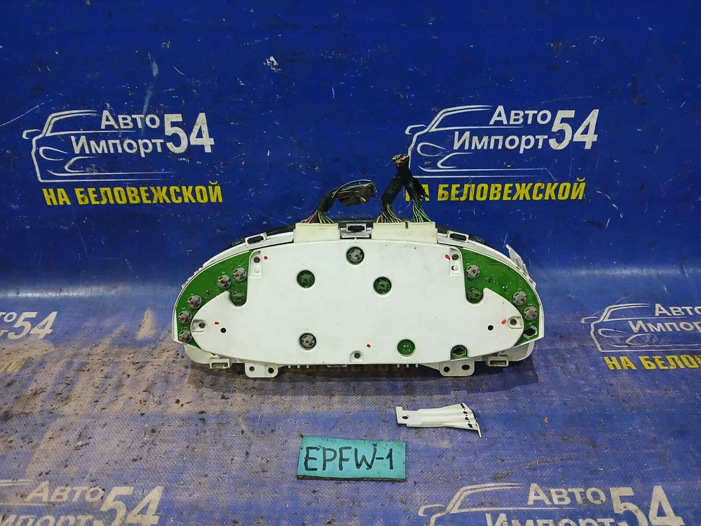 Щиток приборов MAZDA TRIBUTE 2002