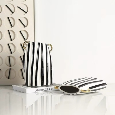 Ваза Vertical line vase A